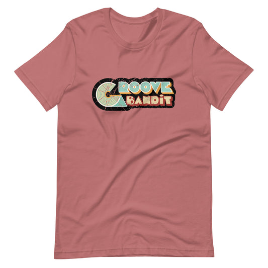 Groove Bandit Vintage Vinyl graphic T-shirt. Front view of an open mauve colour t-shirt with a vintage look graphic that says Groove Bandit.